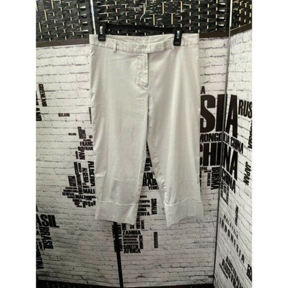 Express Stretch 7/8 Stone Zip Front Mid-Rise Cuff Hem Capri Pants - Picture 1 of 4